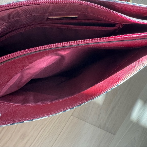 Burberry Nova Check Canvas Zip Top Tote Burgundy Leather Trim Auth - Picture 10 of 13